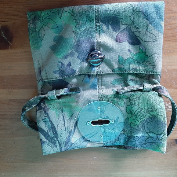 Wristlets - Picture 2 of 3